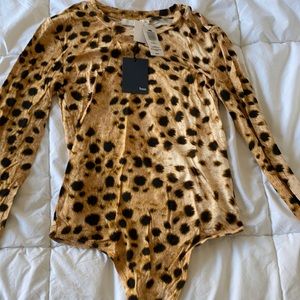 *NWT* WILFRED ARITZIA bodysuit